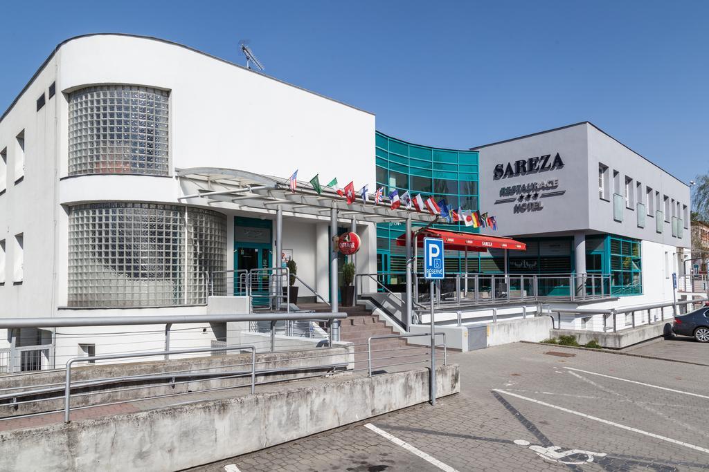 Sareza Hotel Острава Екстериор снимка