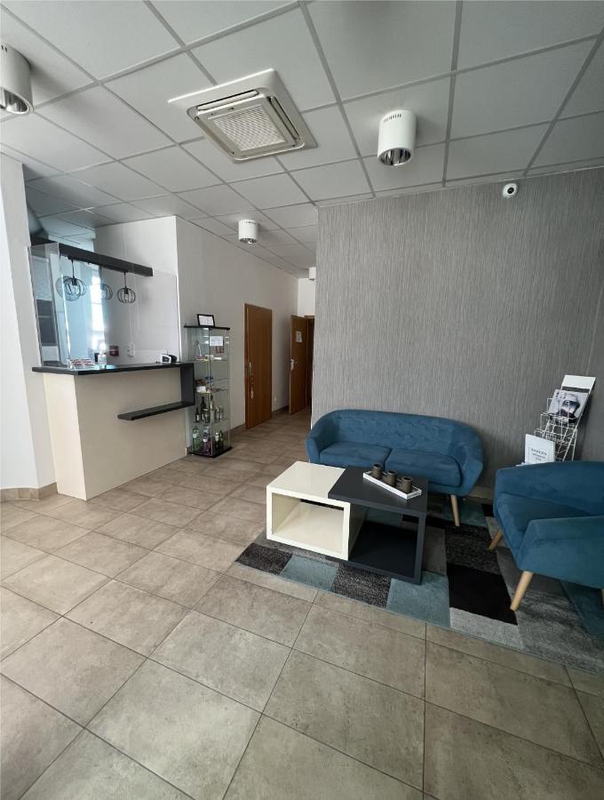 Sareza Hotel Острава Екстериор снимка