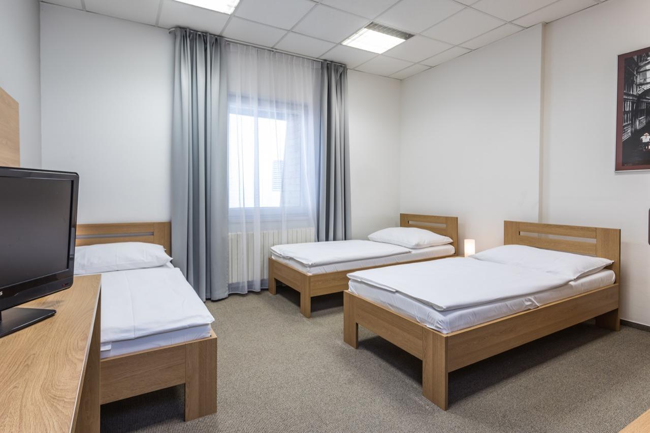Sareza Hotel Острава Екстериор снимка